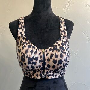 Victorias Secret Knockout Maximum Support Front-Close Sports Bra.
